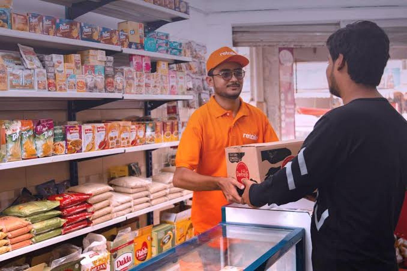 A Retailo delivery to a neighborhood store